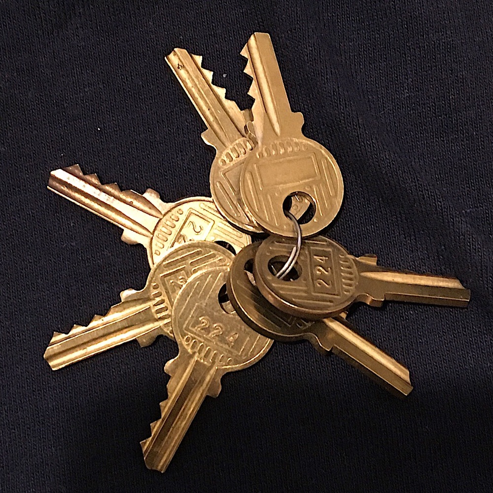 LOUIS VUITTON LV Keys For LV Locks That Have No Key Authentic Brass LV Key - Picture 3 of 8